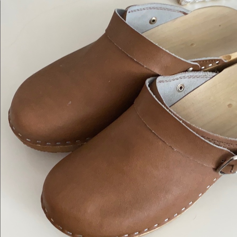 Clogs. Open Back - image 2